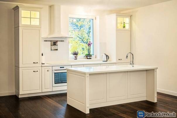 VIRTUVĖS BALDAI – MODERNI KLASIKA D8