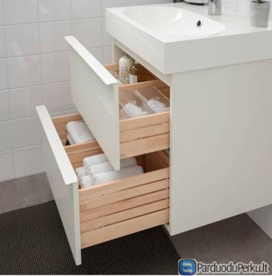 Vonios kriauklė su priedais