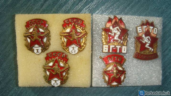 Ženkliukai sporto tėma.