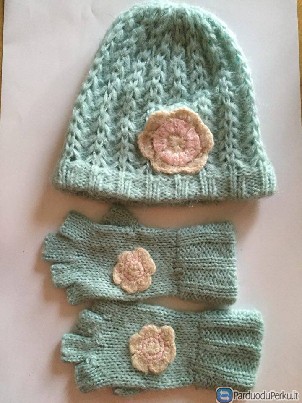 Žieminės kepurės ir pirštinių komplektas