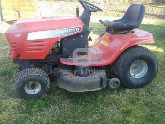 žoliapjovė-traktoriukas